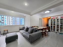 Blk 734 Tampines Courtview (Tampines), HDB 5 Rooms #562269841